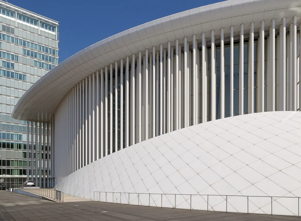 Philharmonie Luxembourg, Detail der nordwestlichen Fassade