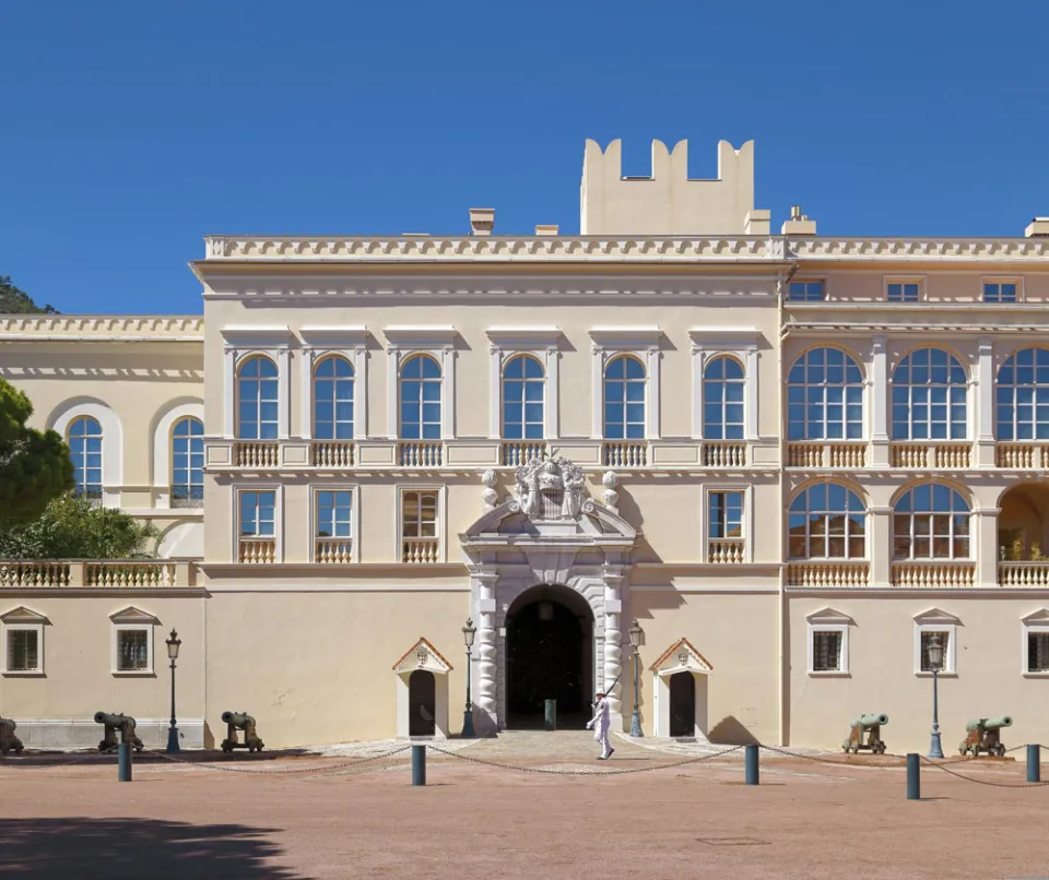 Fürstenpalast von Monaco, mittlerer Bau des südöstlichen Gebäudes Fürstenpalast von Monaco, mittlerer Bau des südöstlichen Gebäudes