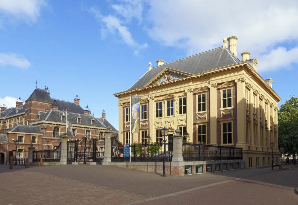 Mauritshuis, neben dem Binnenhof (Südostansicht)