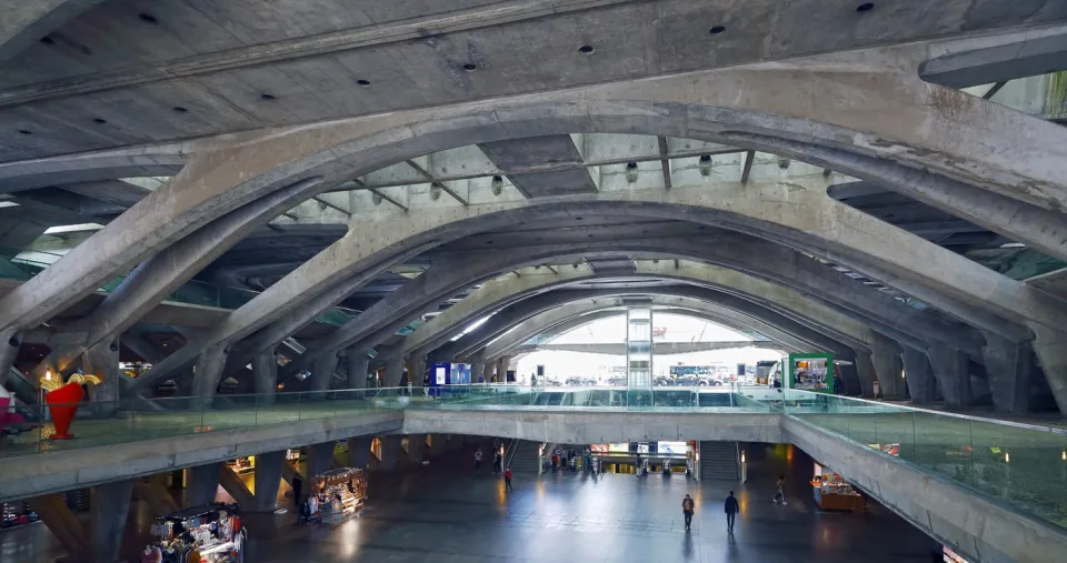 Bahnhof Lissabon Oriente, Bahnhofshalle