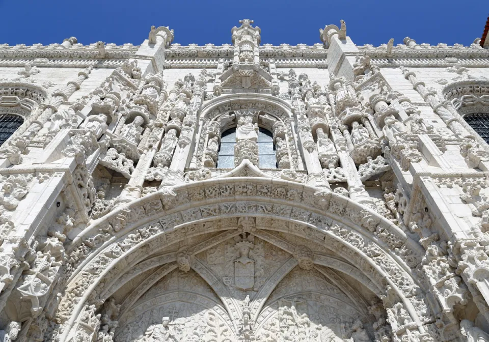 Hieronymiten­kloster, Kirche der Heiligen Maria, Südportal