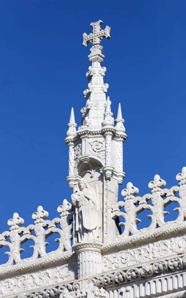 Hieronymiten­­kloster, Kirche der Heiligen Maria, Spirelet der Spitze des Südportals