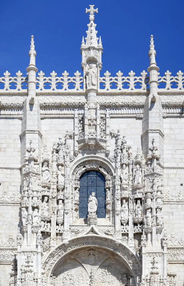 Hieronymiten­­kloster, Kirche der Heiligen Maria, oberer Teil des Südportals