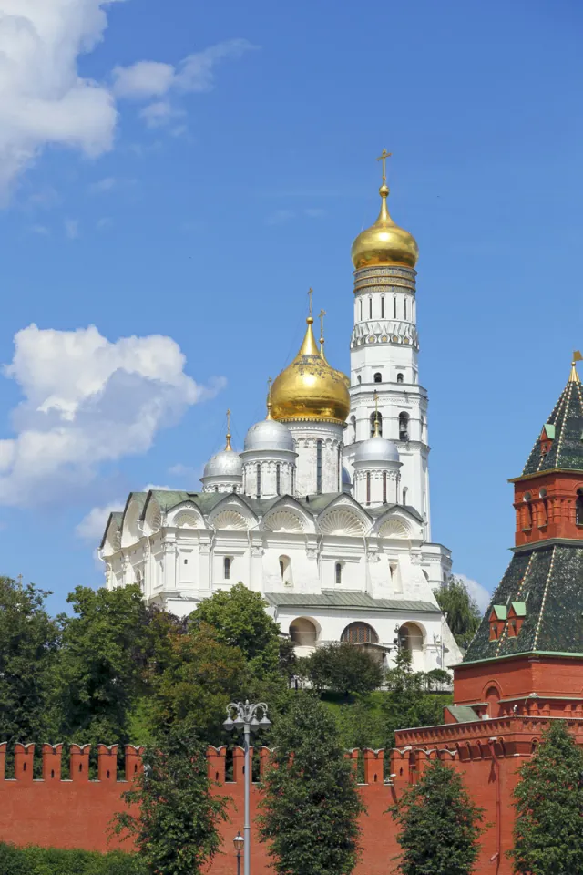Moskauer Kreml, Erzengel-Michael-Kathedrale und Glockenturm Iwan der Große