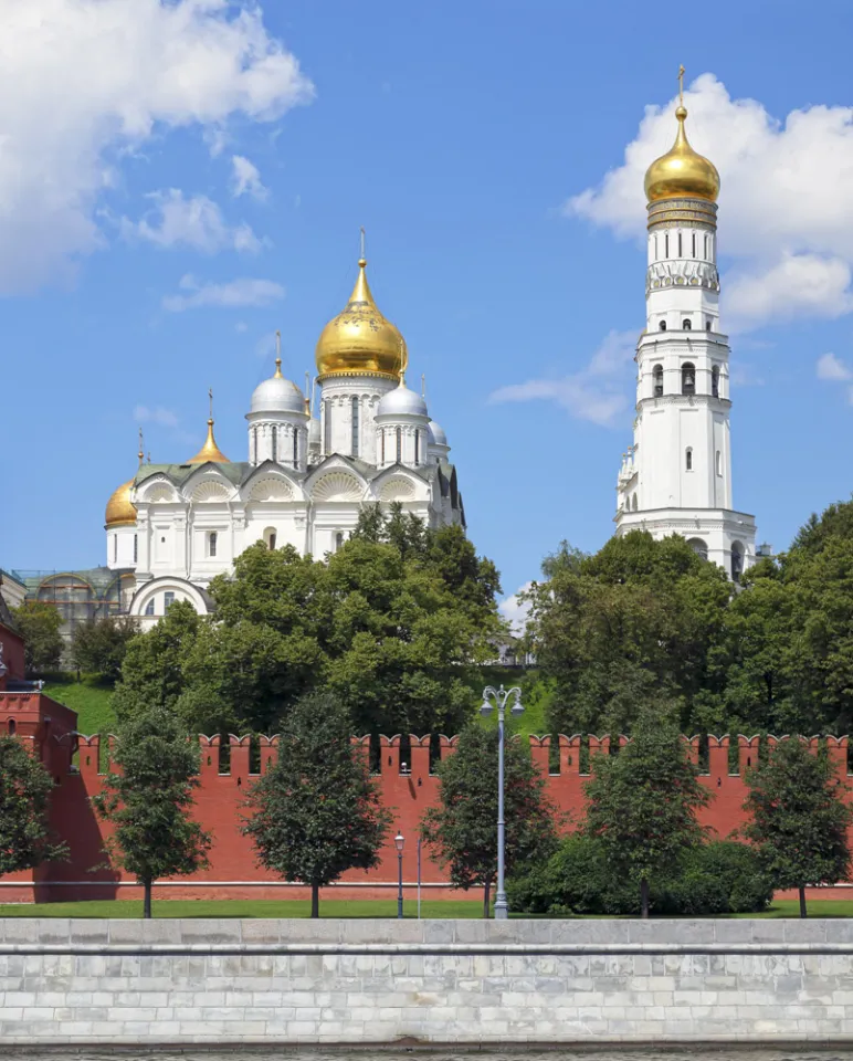 Moskauer Kreml, Erzengel-Michael-Kathedrale und Glockenturm Iwan der Große