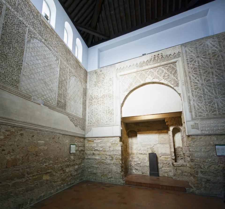 Synagoge von Córdoba, Gebetsraum mit Toraschrein