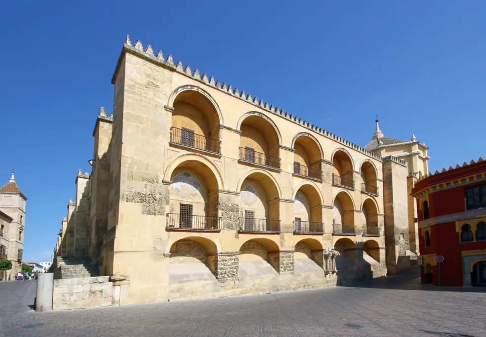 Moschee-Kathedrale von Cordoba, südwestliche Ecke am Triumphplatz