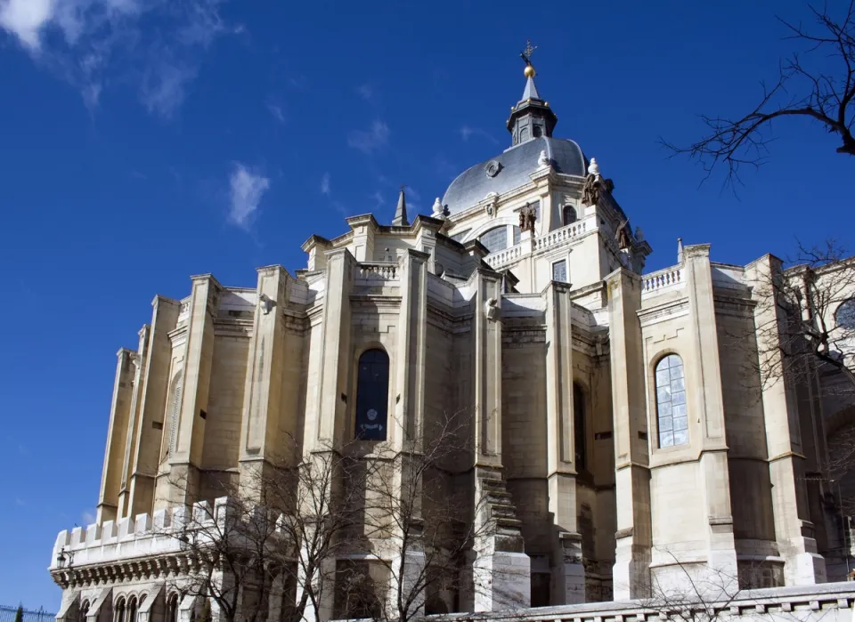 Almudena-Kathedrale, Süd-Ansicht