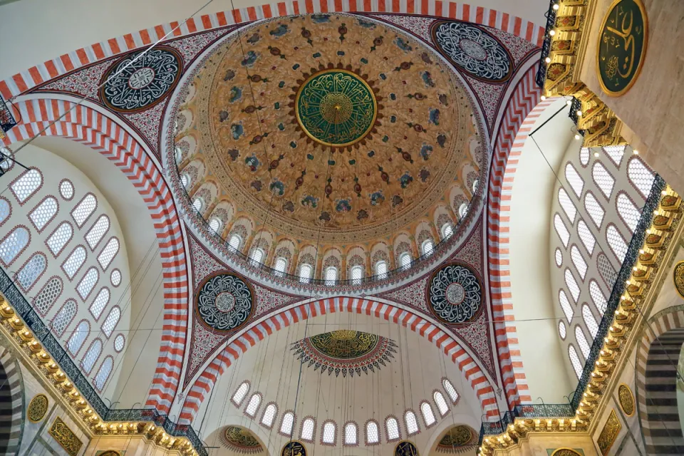Süleymaniye-Moschee, Hauptkuppel