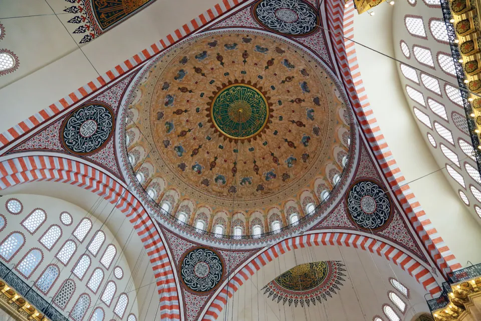Süleymaniye-Moschee, Hauptkuppel