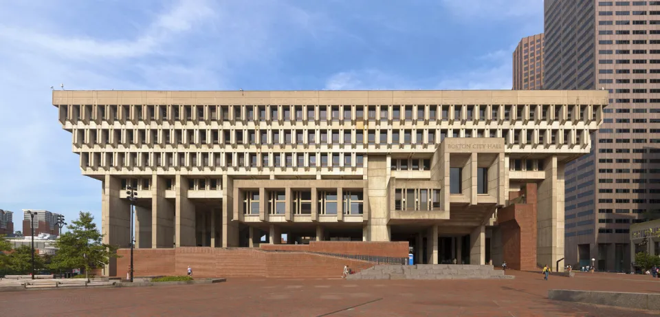Rathaus von Boston, Westansicht