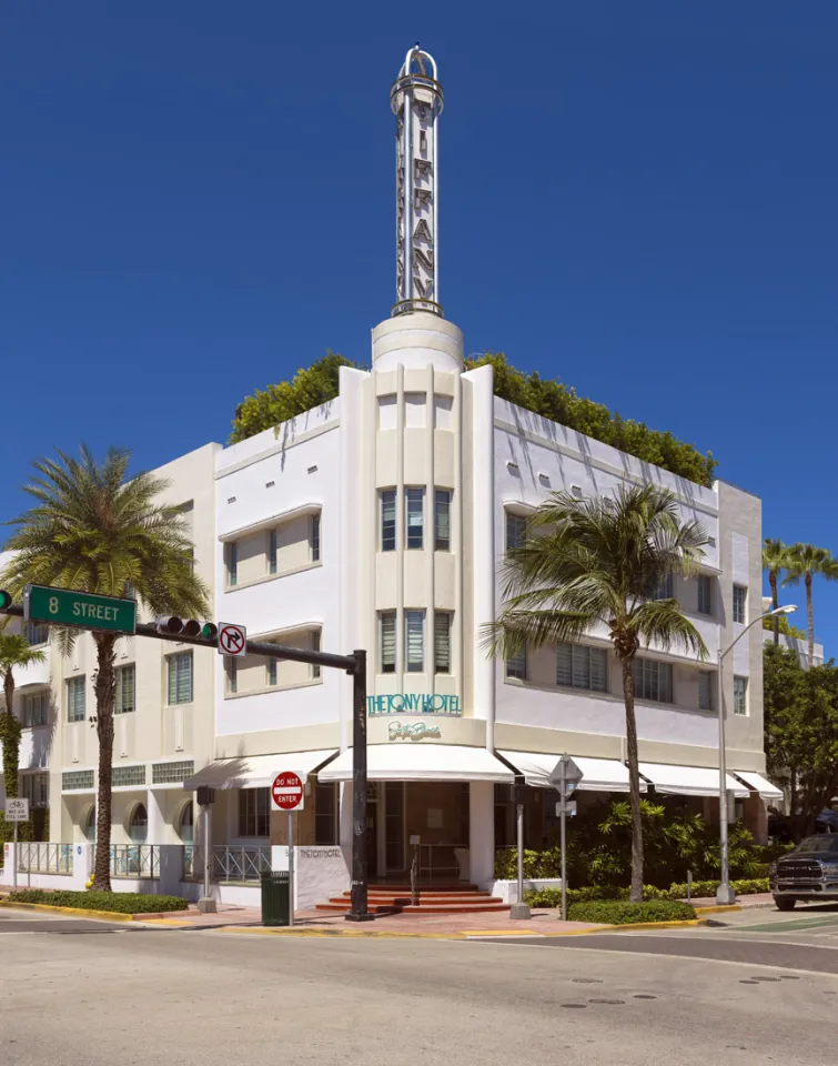 Tiffany Hotel, Südwestansicht