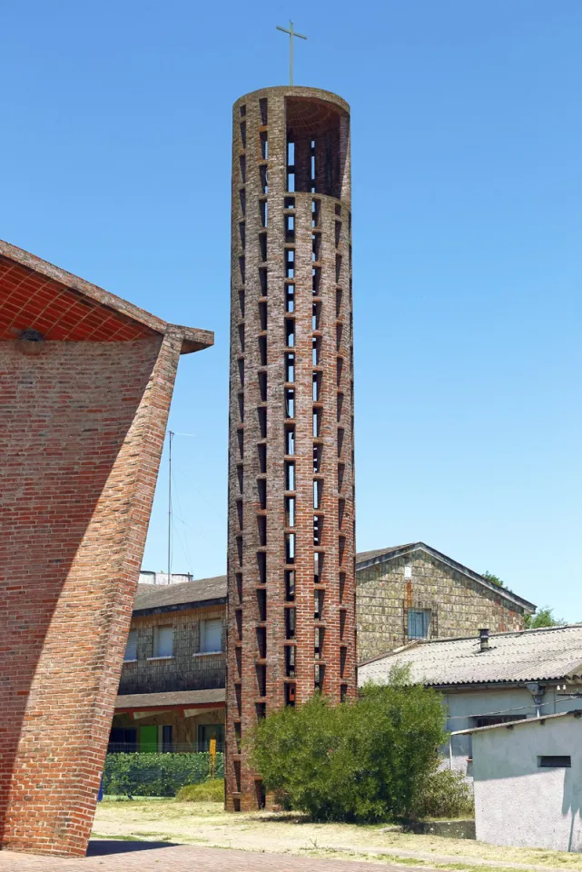 Kirche von Atlántida, Glockenturm