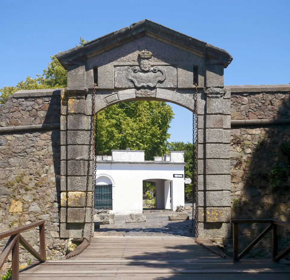 Zitadelle von Colonia del Sacramento, Feldtor (Portón de Campo)