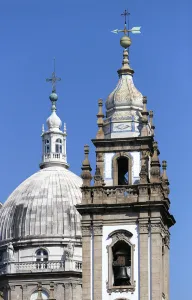 Candelaria-Kirche, Kirchturm und Kuppel