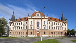 Justizpalais, Ostansicht