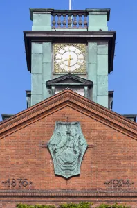 Rathaus von Kolding, Giebel und Uhrturm