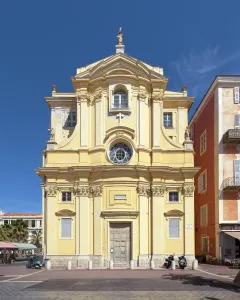 Kapelle der Barmherzigkeit, Hauptfassade