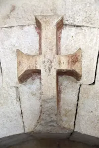 Mausoleum des Theoderich, Wandrelief im Untergeschoss