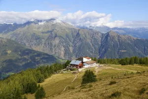 Sarntaler Alpen, Gasthof Klammeben, Blick auf Texelgruppe