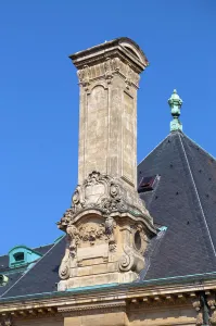 ARBED-Gebäude, Schornstein