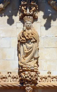 Christuskonvent, Manuelinische Kirche, Südportal, Marienstatue