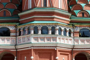 Basilius-Kathedrale, Detail der Fassade, Galerie