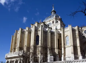 Almudena-Kathedrale, Süd-Ansicht