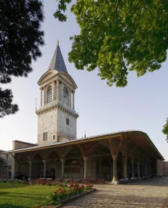 Topkapi-Palast, Imperialer Rat, Turm der Gerechtigkeit, Südansicht