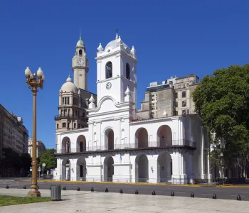 Cabildo von Buenos Aires, von Plaza de Mayo