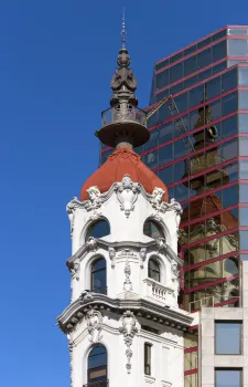 Tribunales-Plaza-Gebäude (Mirador Massue), oberer Teil des Turms