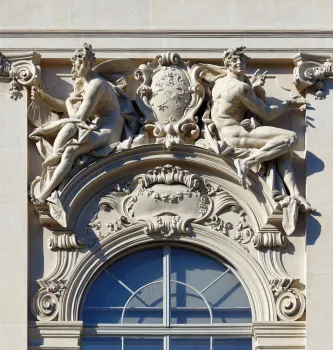 Opernhaus Graz, Detail der Nordostfassade