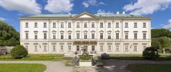Schloss Mirabell, Westfassade