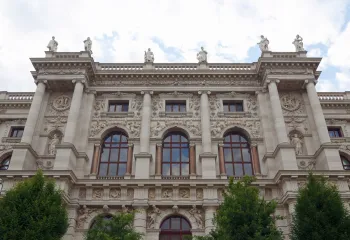 Kunsthistorisches Museum, Risalit der rückseitigen Fassade