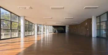 Iate Tênis Clube, Portinari-Saal, Nord­west­ansicht