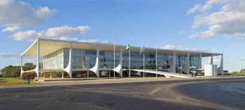 Planalto-Palast, Südwestansicht