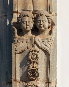 Sanktuarium Bom Jesus de Matosinhos, Detail des Hauptportals