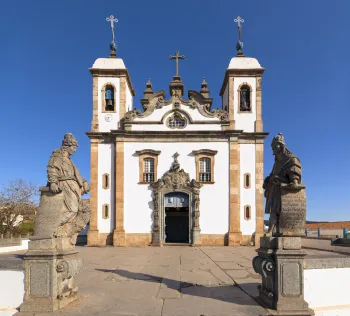 Sanktuarium Bom Jesus de Matosinhos, Hauptfassade der Kirche