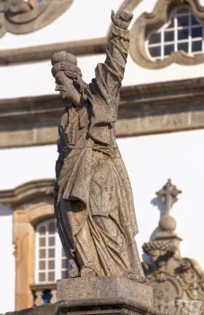 Sanktuarium Bom Jesus de Matosinhos, Statue des Propheten Habakuk