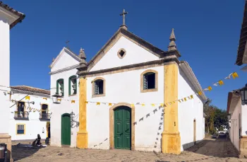 Kirche Unserer Lieben Frau vom Rosenkranz, Ostansicht