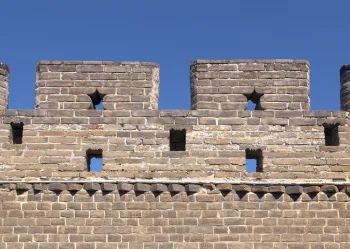 Große Mauer bei Badaling, Detail des Mauerwerks des zweiten südlichen Turms