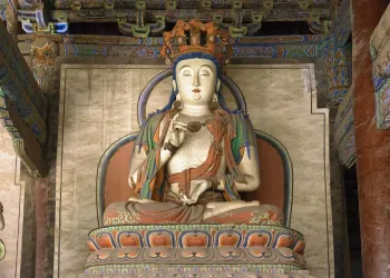 Shanhua-Tempel, Halle der drei Weisen (Sansheng-Halle), Statue