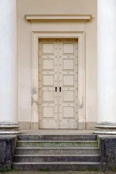 Tempel der drei Grazien, Tür