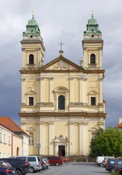 Pfarrkirche Mariä Himmelfahrt, Nordwestansicht