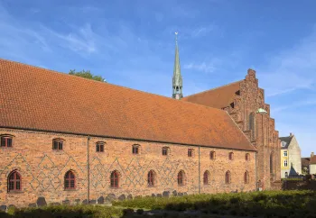 Kloster Unserer Lieben Frau, Nordwestansicht