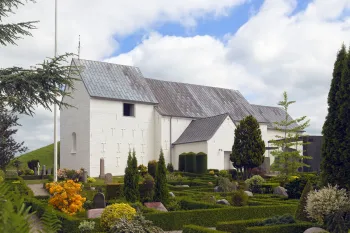 Kirche von Jelling, Südwestansicht