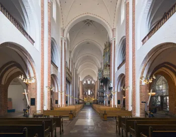 Dom zu Roskilde, Mittelschiff