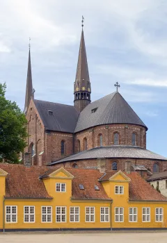 Dom zu Roskilde, Südostansicht gesehen vom Königliches Palais