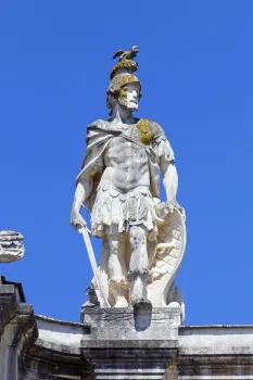 Place Stanislas, Here-Triumphbogen (Arc Héré), Mars-Statue