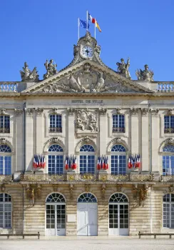 Place Stanislas, Rathaus von Nancy, Risalit